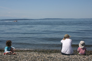 Tara with her kids in Seattle.